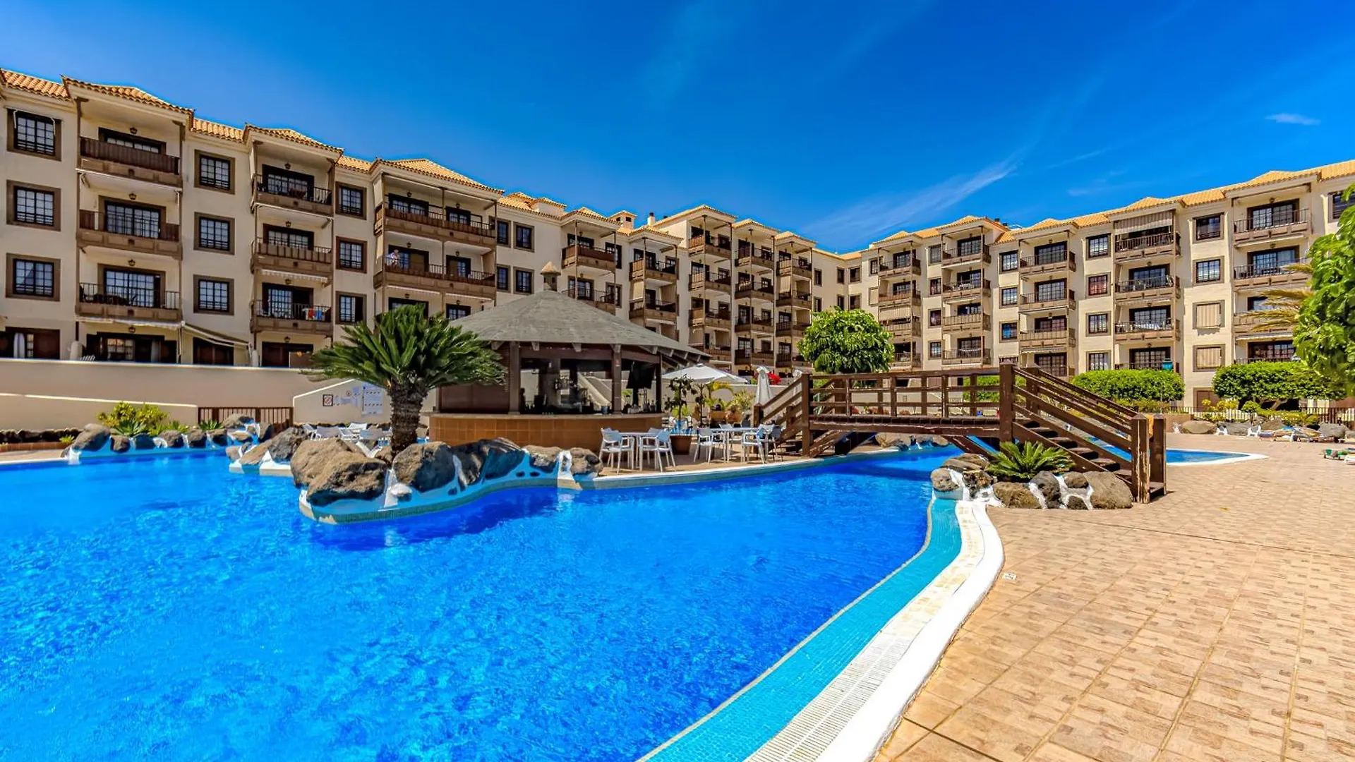 Atlantis 3 One Bedroom, Sea Front, In Complex With Pool Costa Del Silencio