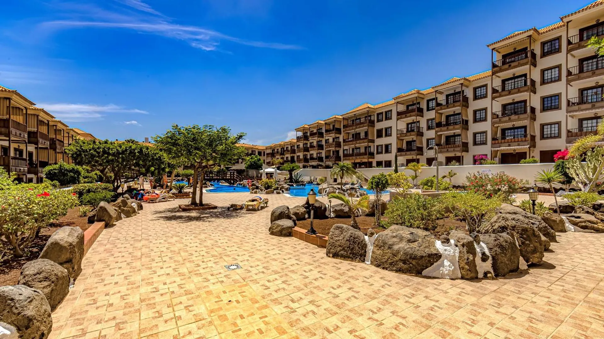 Apartment Atlantis 3 One Bedroom, Sea Front, In Complex With Pool Costa Del Silencio