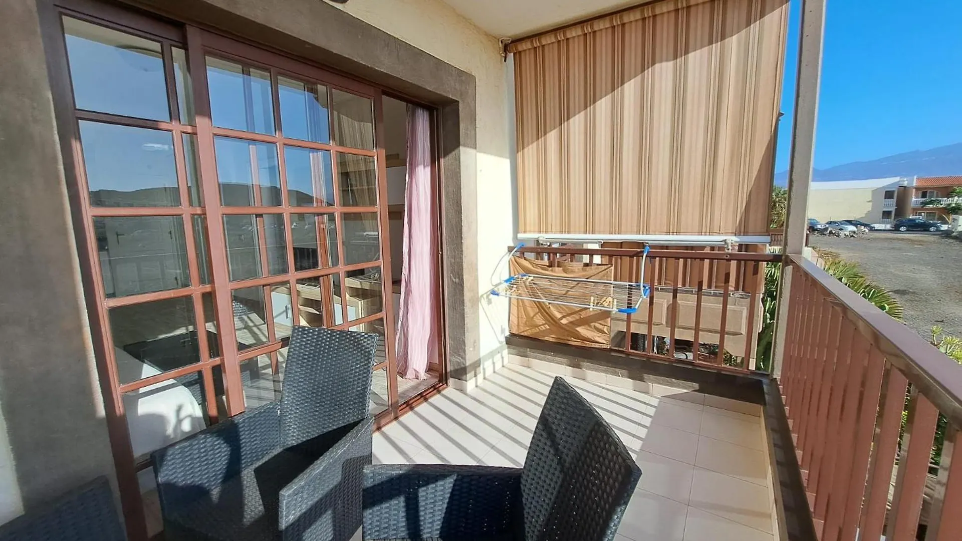 Apartment Atlantis 3 One Bedroom, Sea Front, In Complex With Pool Costa Del Silencio